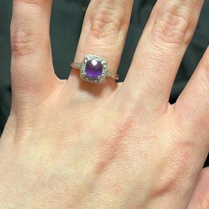 Zales 10K white gold ring